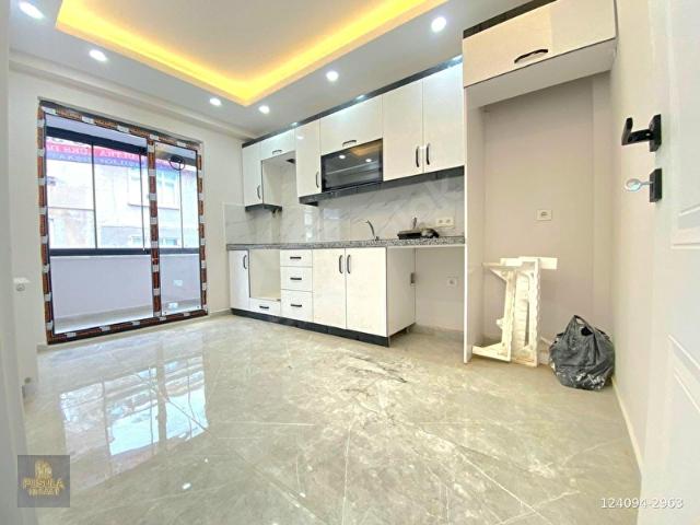PUSULA İNŞ.TAN UGURMUMCU MAH MERKEZ CAMİSİNE YAKIN 105M2 4KAT DA