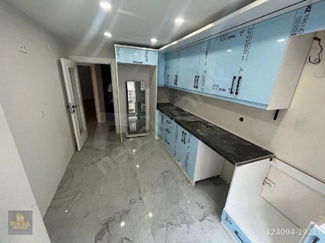 PUSULA İNŞ.TAN UGURMUMCU MAH CADEYE YAKIN 90M2 ARAKAT DAİRE