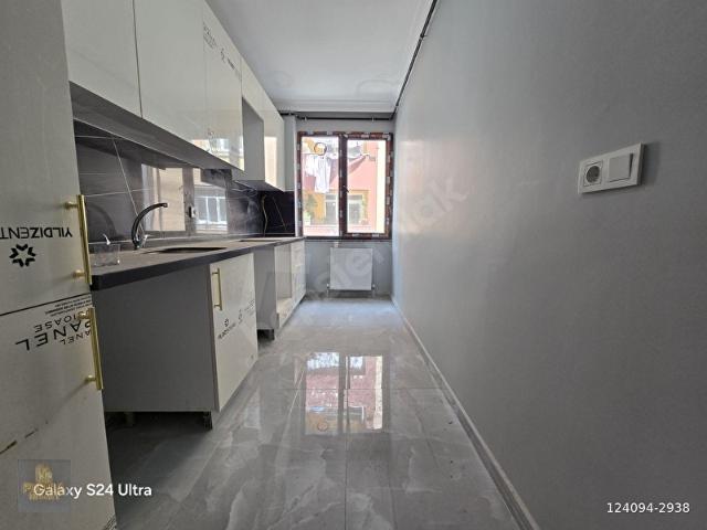PUSULA İNŞ.TAN EMİNEV VE KATILIMEVLERİNE UYGUN 85M2 1KAT DAİRE