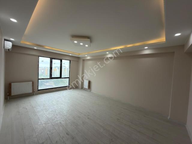 Pusula İnş.tan Haseki Hastanesine Yakın Sitede 130m2 3+1 8kat Da