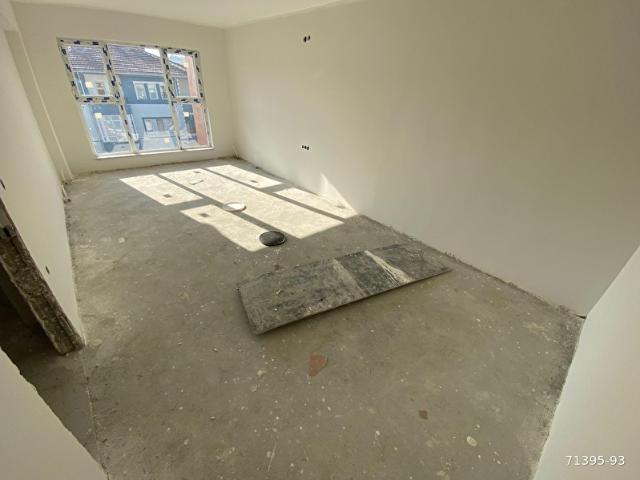 PUSULA'DAN SELÇUKLU MAH.'DE 2+1 KATTA 0 LÜX YAPILI DAİRE