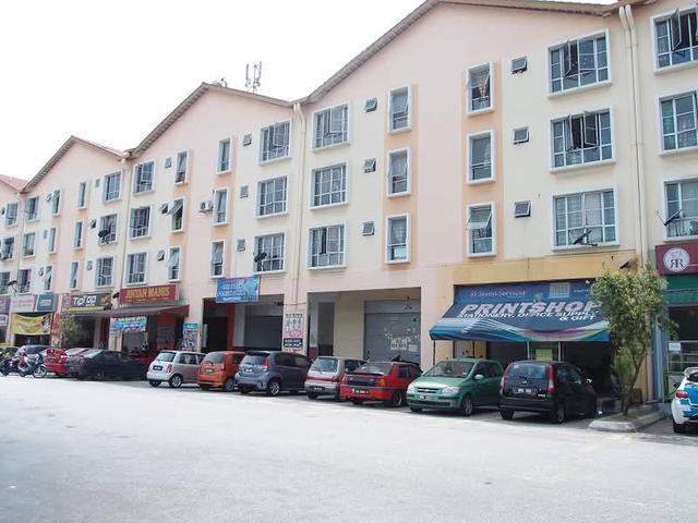 Pusat Komesial Seksyen 7 Level 1