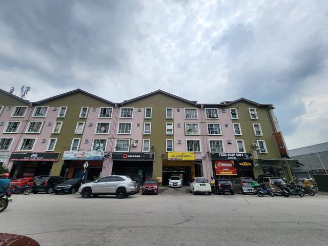 Pusat komersial seksyen 7 shah alam apartment