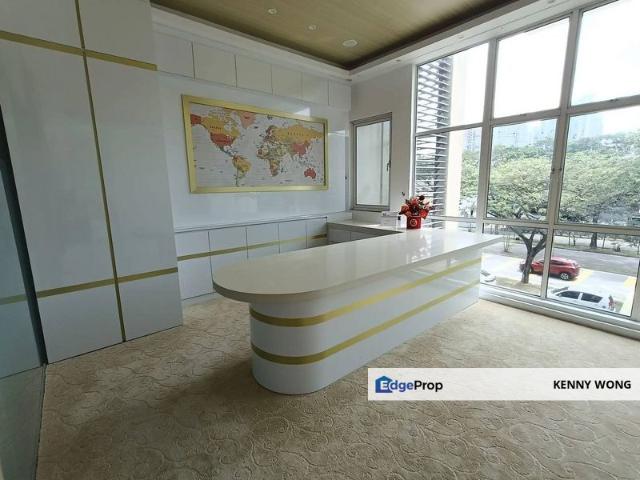 Pusat Perdagangan Danga Utama