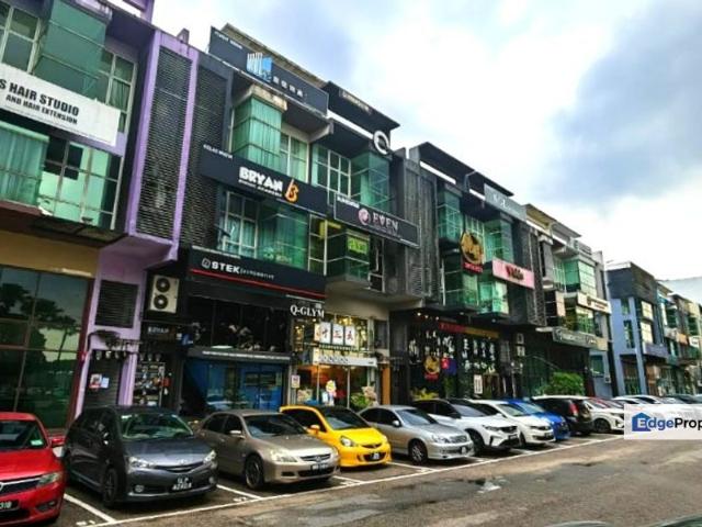 Pusat Perdagangan Danga Utama