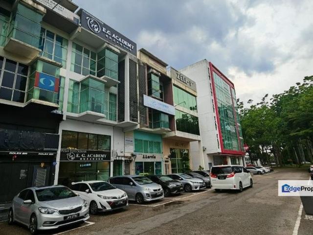 Pusat Perdagangan Danga Utama