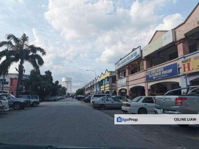 Pusat Perdagangan Seri Kembangan