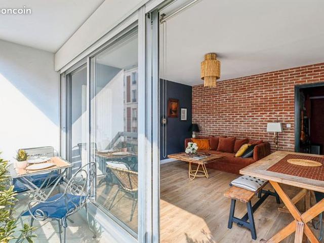 Puteaux centre 2p de 45 m2 Balcons, Cave, Parking