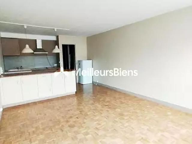 Puteaux 92800 Achat / Vente appartement 1 pièce t1 cave