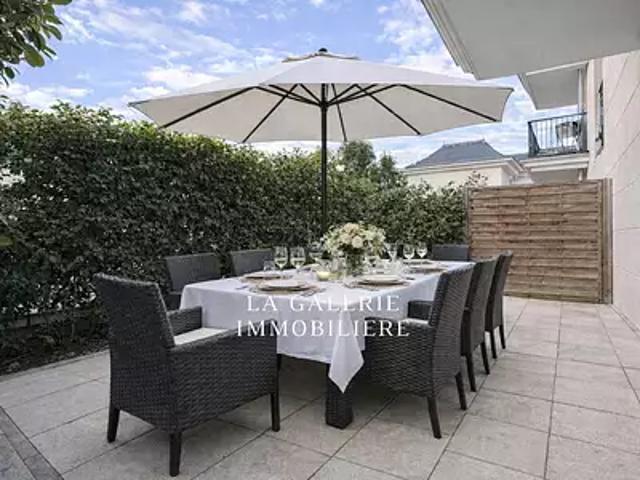 Puteaux 92800 Achat / Vente appartement 2 pièces t2 terrasse parking