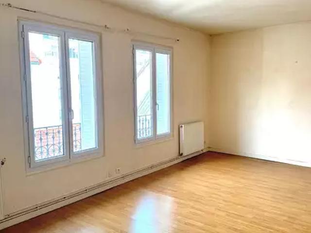 Puteaux 92800 Achat / Vente appartement 3 pièces t3 au dernier étage