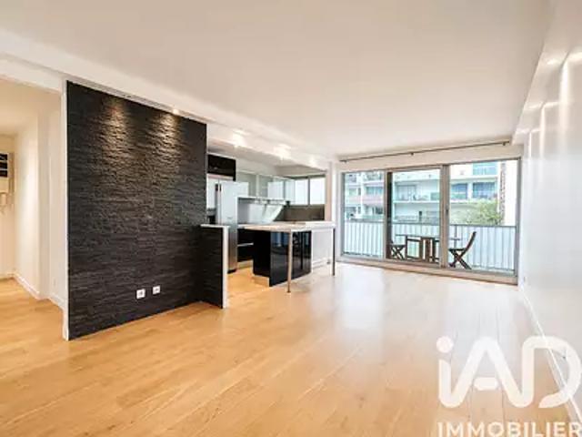 Puteaux 92800 Achat / Vente appartement 3 pièces t3 parking