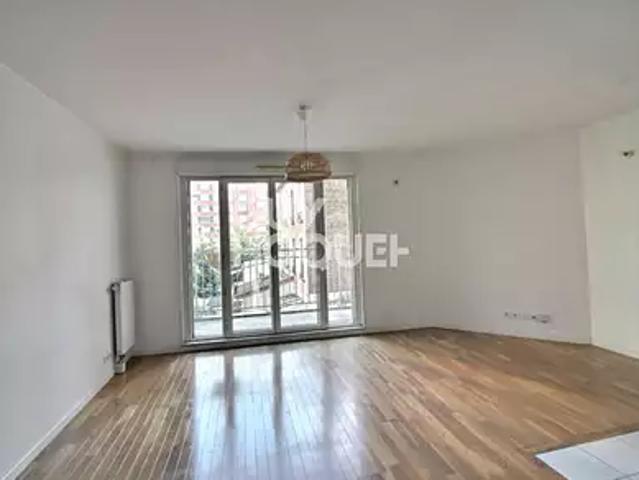Puteaux 92800 Achat / Vente appartement 3 pièces t3 parking