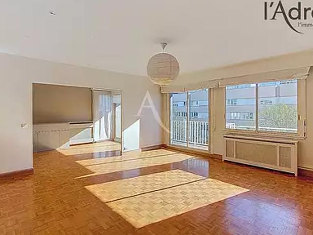 Puteaux 92800 Achat / Vente appartement 5 pièces t5 cave