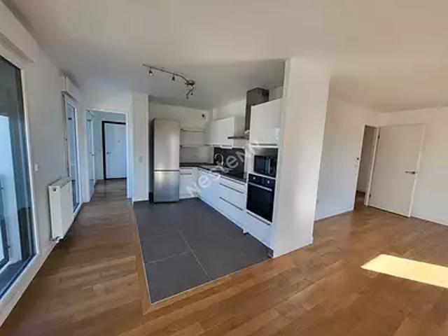 Puteaux 92800 Location appartement 5 pièces t5 terrasse parking