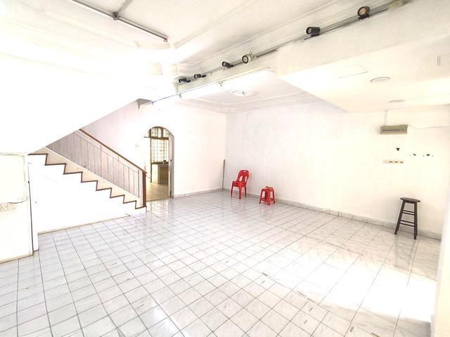 Puteri Wangsa Duble Storey For sale