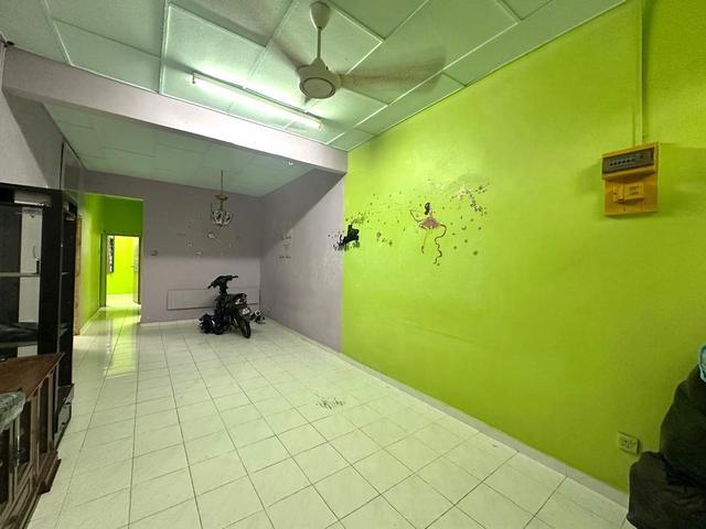 Puteri Wangsa Single Storey terrace Super cheap