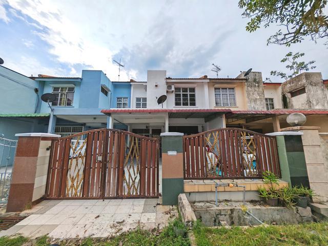 Puteri Wangsa Ulu Tiram Double Storey Terrace House For Sale