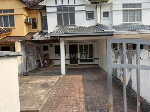PUTRA HEIGHTS DOUBLE STOREY TERRACE HOUSE FOR RENTAL AT SUBANG JAYA