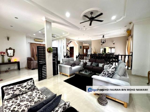 Putra Hill Residency