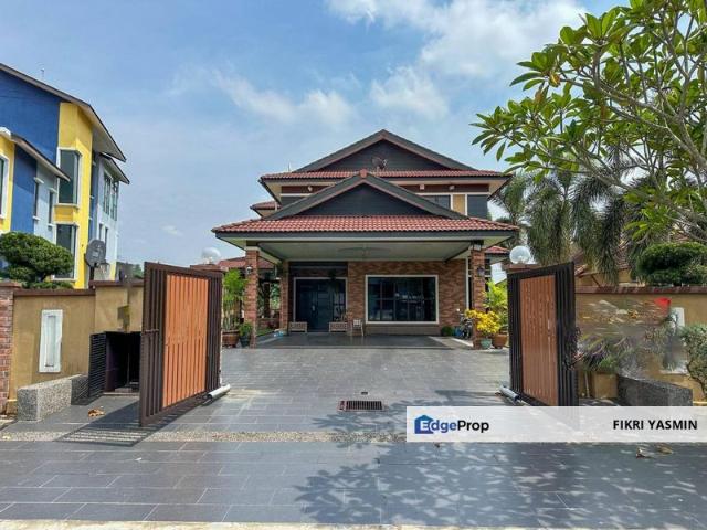 Putra Hill Residency