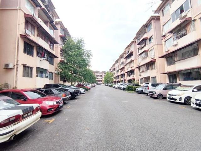 Putra Impian Apartment Seri Kembangan 100 loan
