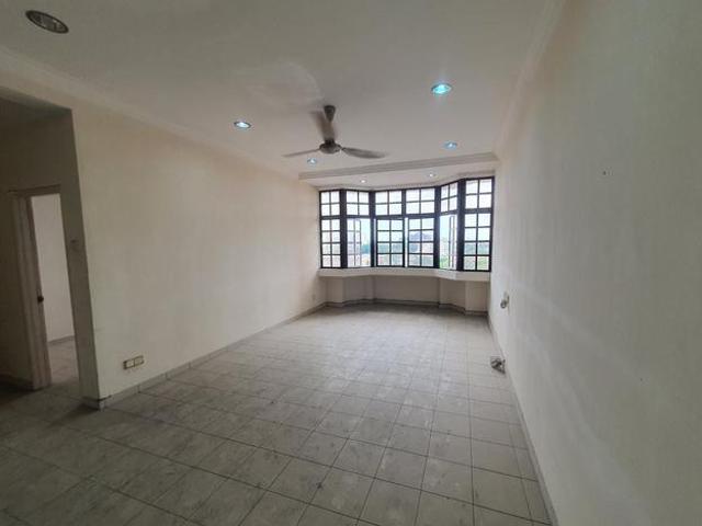Putra Indah Condo Serdang Raya 1588sf 31R3B 2 Carparks