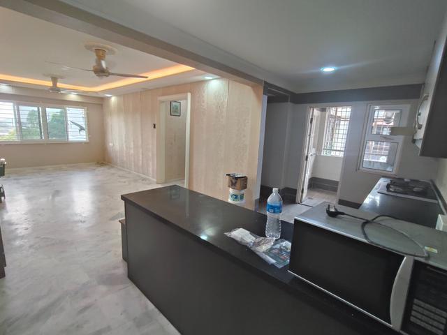 Putra Permai Apartment Taman Equine Aeon Mall Renovated Below market
