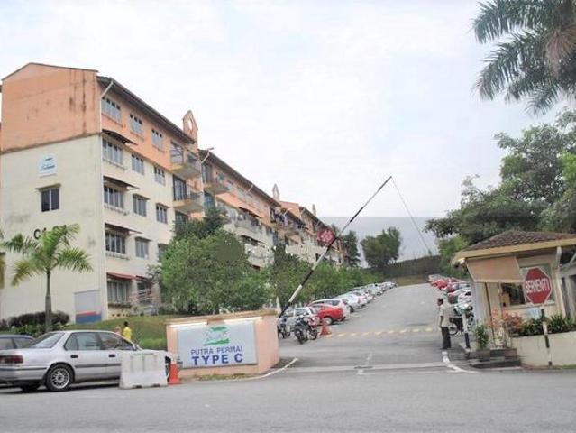 Putra Permai Apartment 4th Floor Type C Equine Park Seri Kembangan