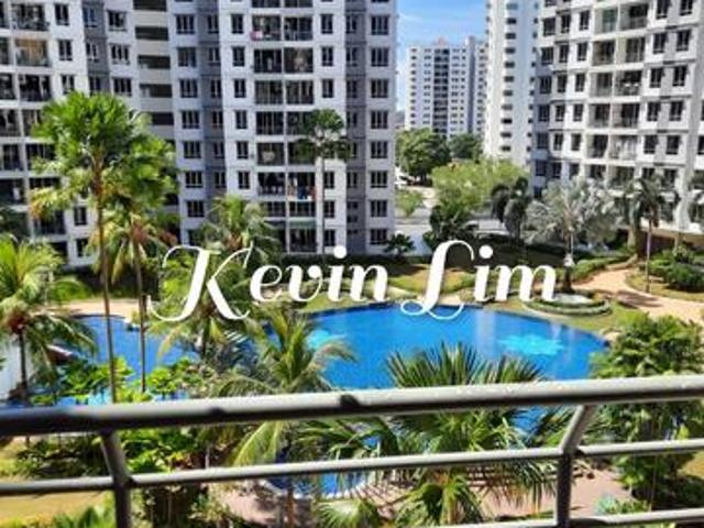 Putra Place 1000sf Renovated Unit Poolview