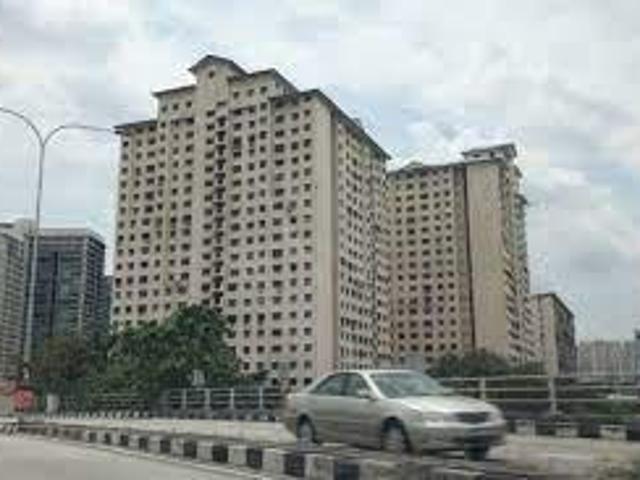 Putra ria apartment bangsar midvalley kl