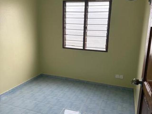 Putra Ria Apartment Company Hostel Mid Valley Gardens Abdullah Hukum
