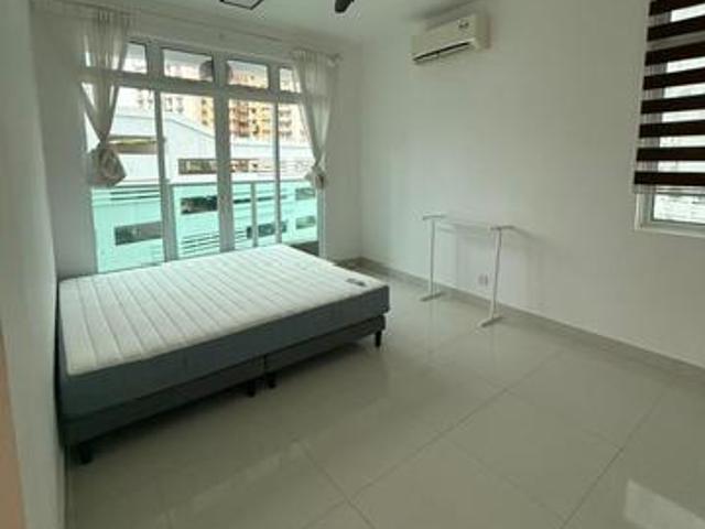 Putrajaya 3 Room Bath 1200sf Move in now Rent 2350 Flora Rosa