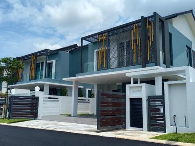 Putrajaya Owner PindahGaji 4K get 100 Loan 36x75 Corner 25ft Land