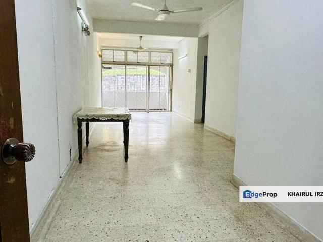 Putri Apartment