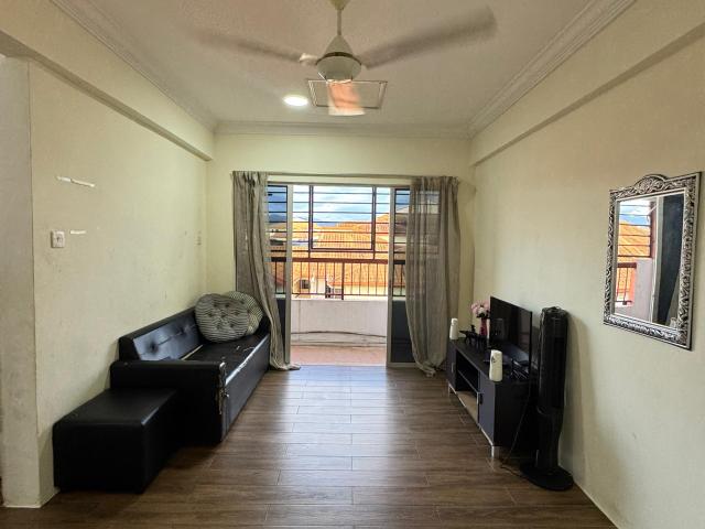 Putri Bahang Apartment