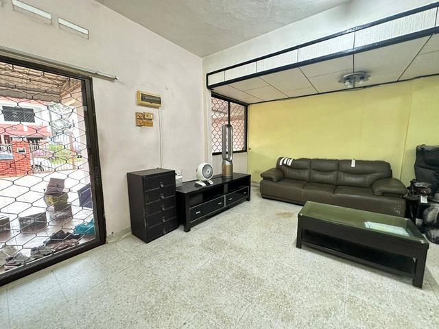 Putri Kulai 2Storey House Sri Putri near IOI Tesco Aeon