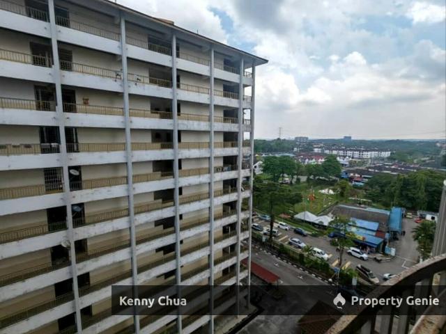 Putri Ria Apartment / Taman Megah Ria