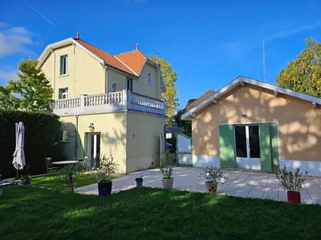 Puy Guillaume 63290 Achat / Vente maison 9 pièces t9