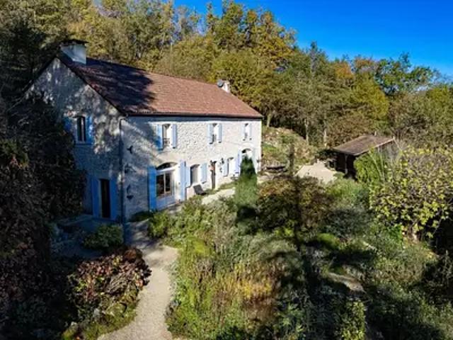 Puy l'Evêque 46700 Achat / Vente maison 8 pièces t8