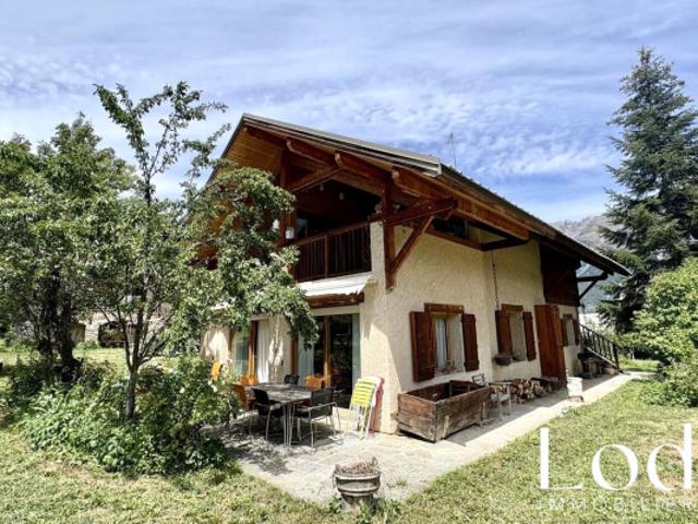 PUY ST VINCENT 1400 A 2 PAS DES PISTES VASTE MAISON CHALET