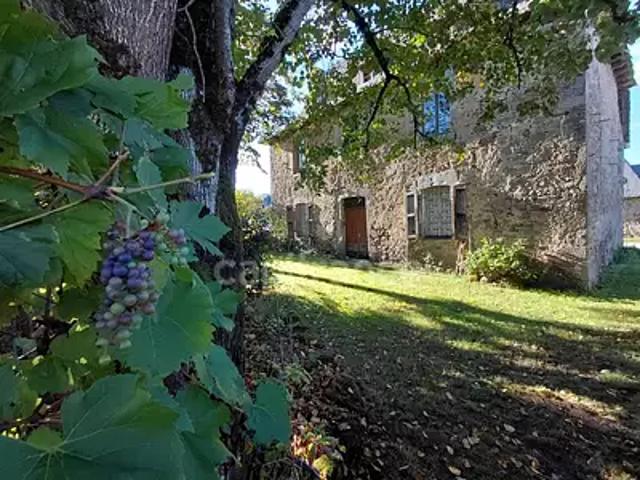 Puycapel 15340 Achat / Vente maison 6 pièces t6