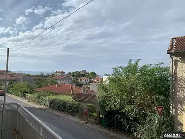 Puylaurens 81700 Location maison 3 pièces t3 balcon
