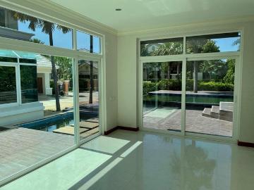 ช่อผกาผิวฝาด: บ้านเดี่ยว in จังหวัดนนทบุรี, อำเภอปากเกร็ด for 49,000,000 บาท