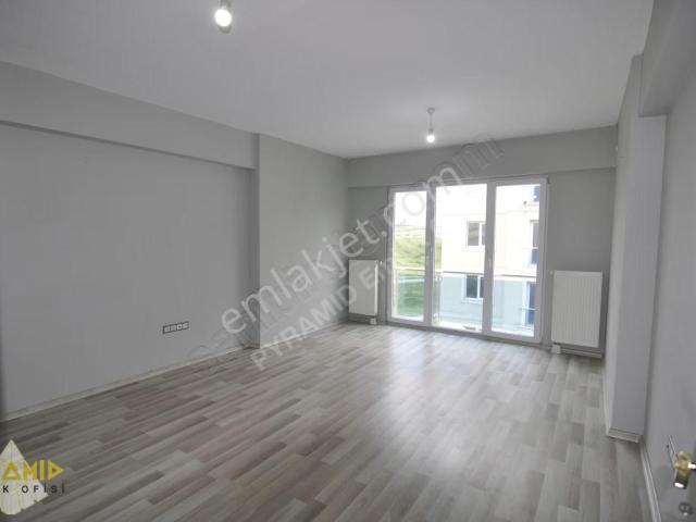 Pyramıd'den Başakşehir İbb Mesken Konutları Boş Temiz 2+1
