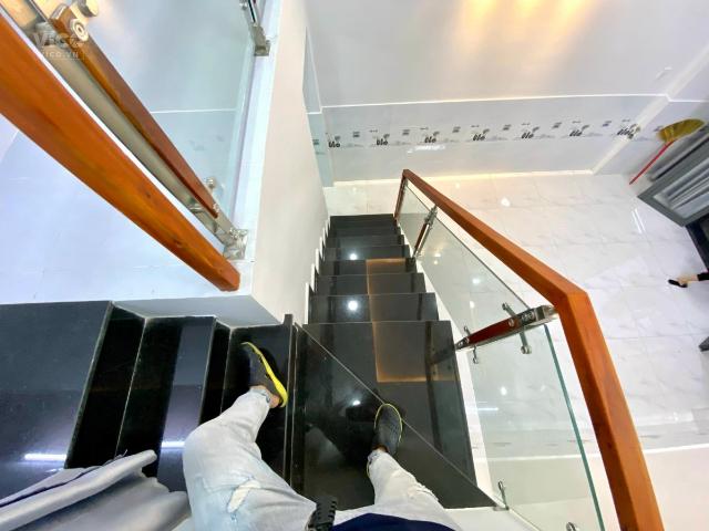 Q12.278. Q12 lê văn khương, gần bò tèo, nhà đẹp ở ngay, 35m2, chỉ 2.7 TỶ