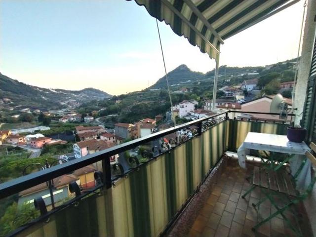 Q28 San Biagio della Cima bell’appartamento ristrutturato con vista vallata