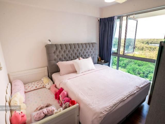 Q Bay Residences D18, Condominium