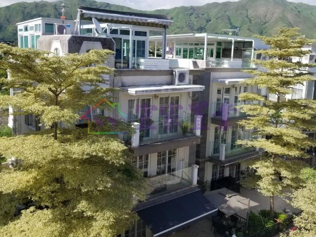沁苑步行西鐵下複式入車花園
