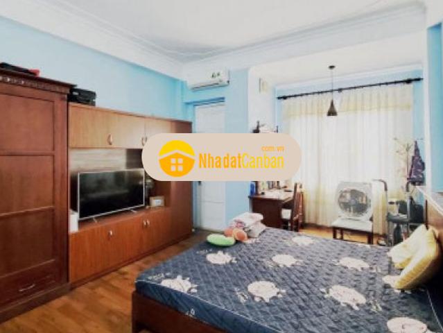 Quận ủy hoàng mai 5 tầng giá 4 5 tỷ ô tô tránh